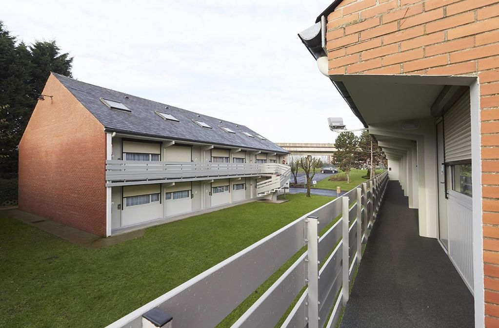 Hotel Campanile Lille Sud - Chr Exterior foto