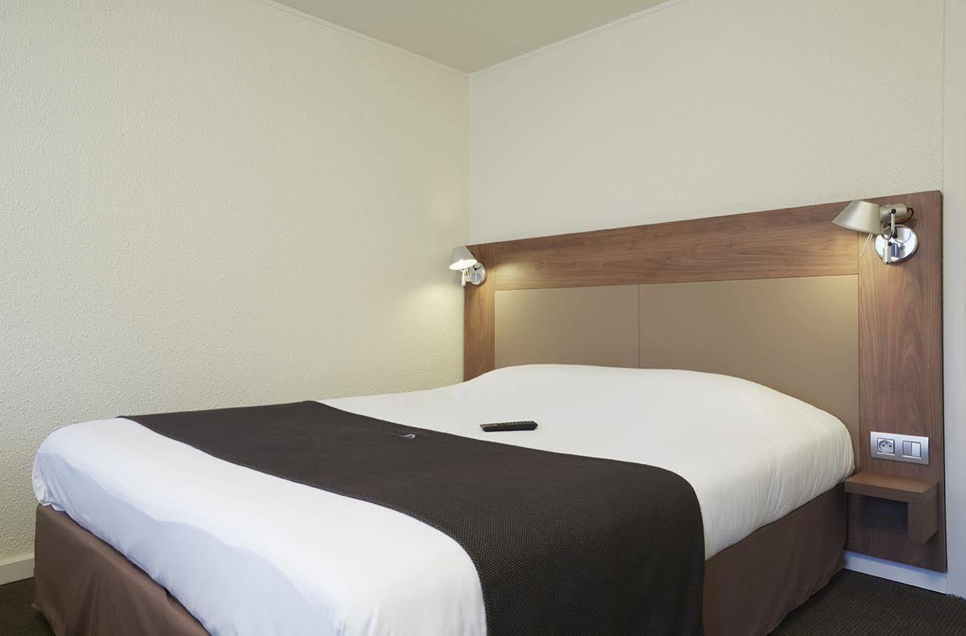 Hotel Campanile Lille Sud - Chr Exterior foto